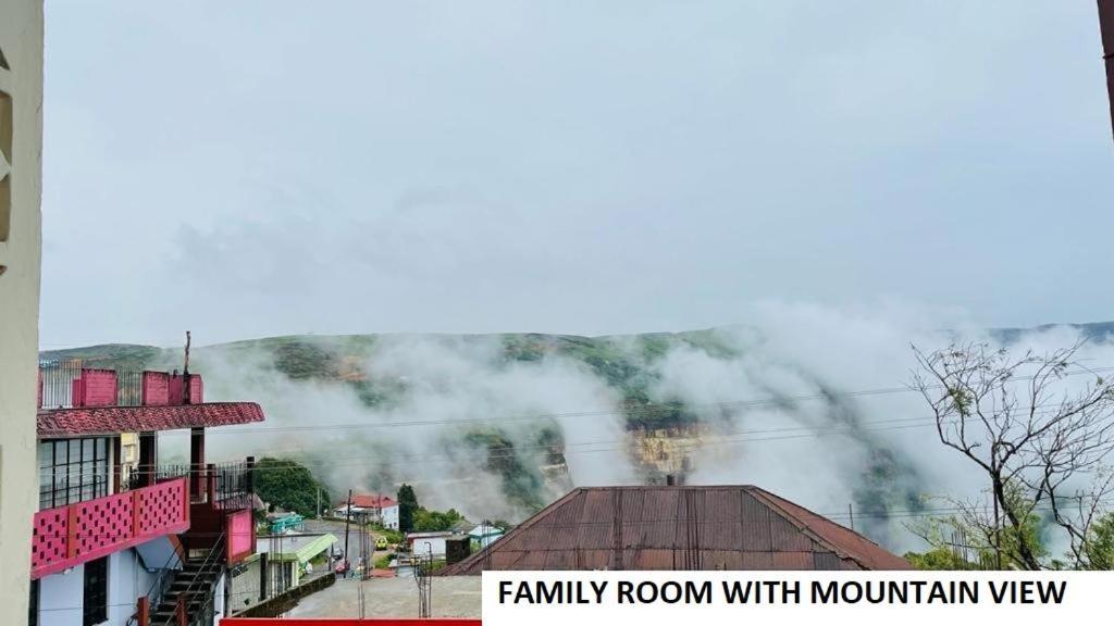Odyssey'S Pateng Homestay, Cherrapunji Exteriör bild